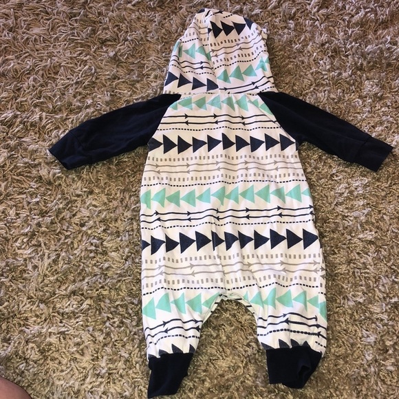 Infant teal blue and gray infant one piece Arrow print size 70 outdoor print​​​ - Picture 5 of 6